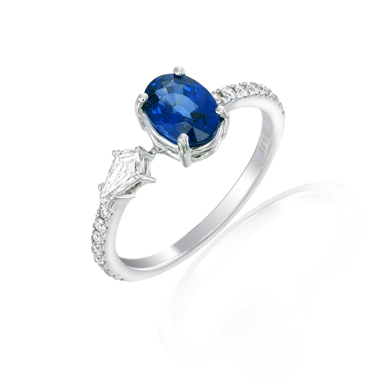 Blue Sapphire & Kite Shape Diamond Ring